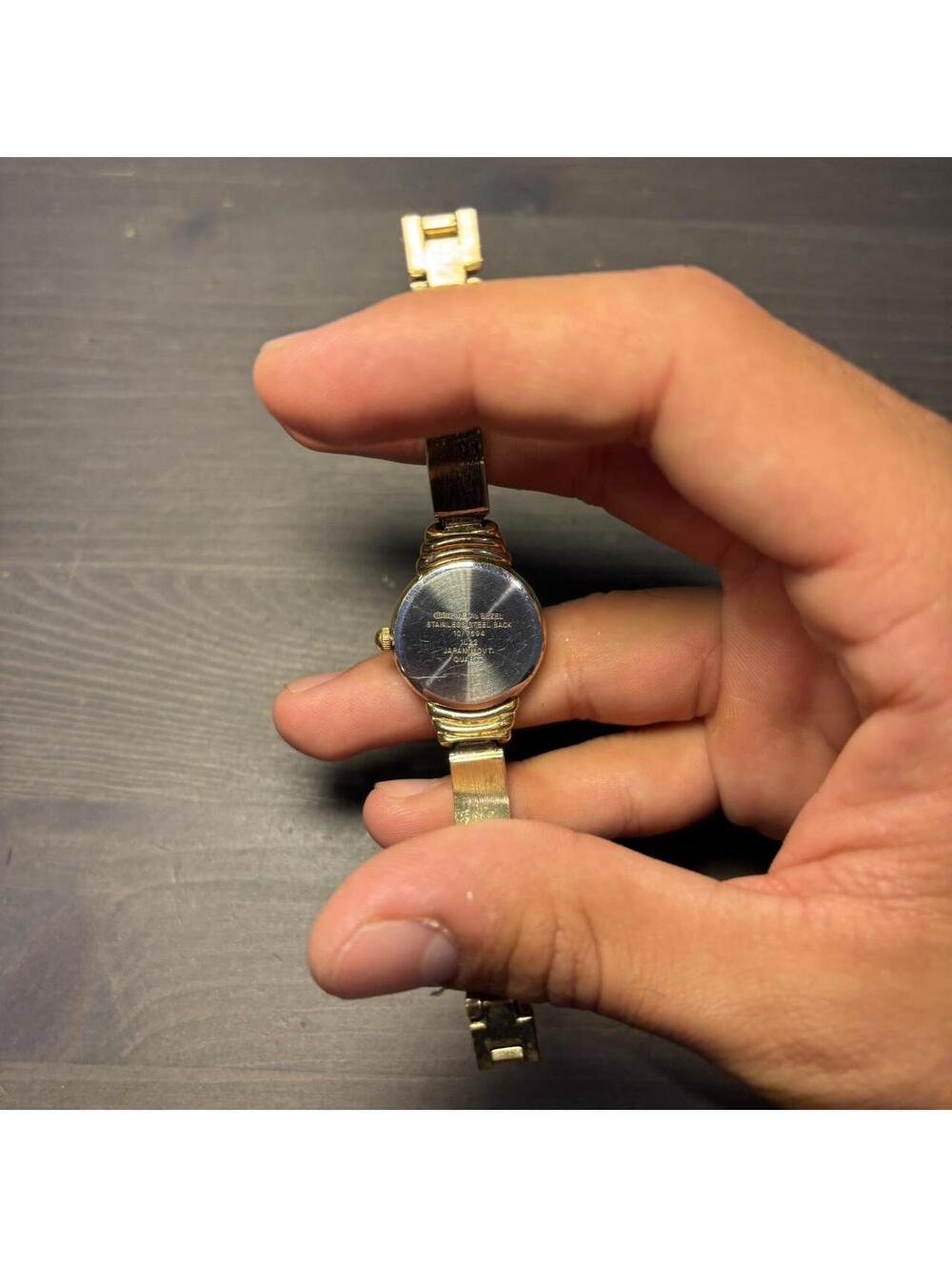Beautiful Vintage Watch - Picture 2 of 4